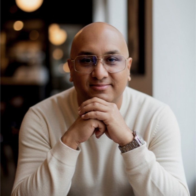 Simon Qasir, founder of Feaniks